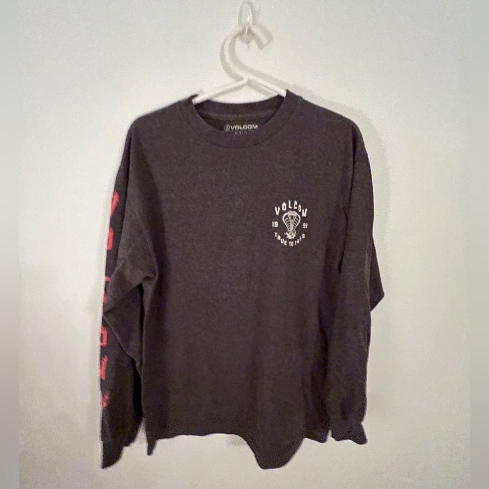 Volcom long sleeve t shirt
